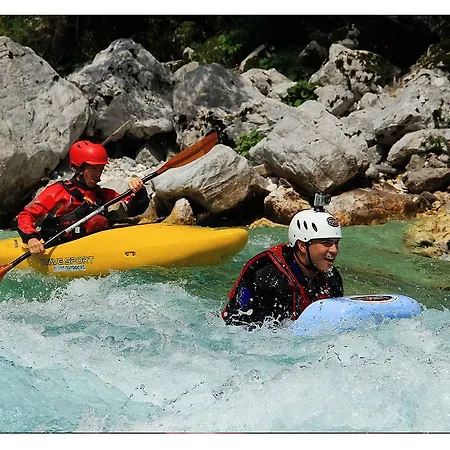 X Point Auberge de jeunesse Kobarid