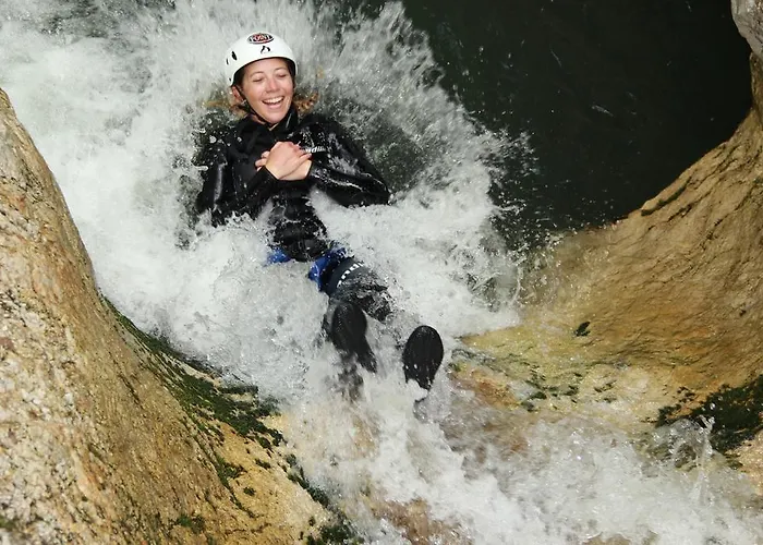 伯恩特x旅舍 * 科巴里德